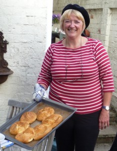 Cheesy Madame Thermomix with her beret and gougeres